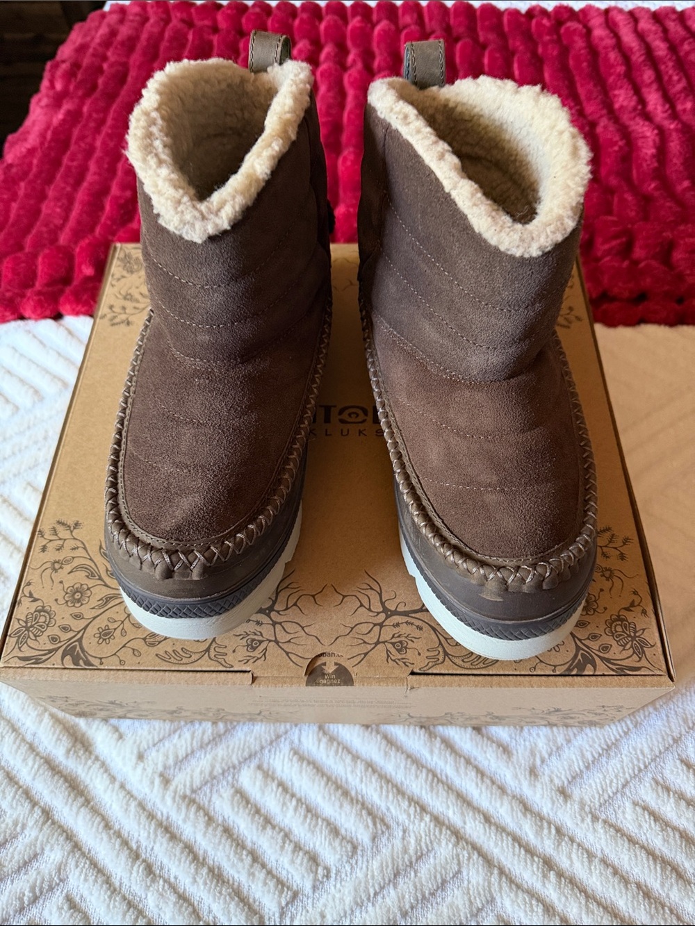 Women’s Brown Suede Shearling-Lined Winter Boots